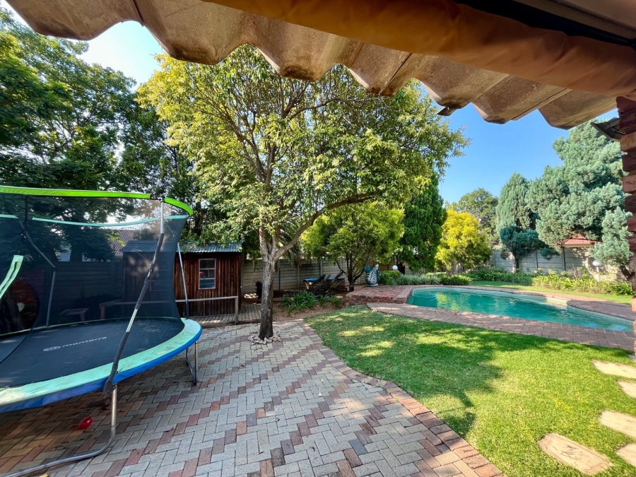 3 Bedroom Property for Sale in Flamwood North West